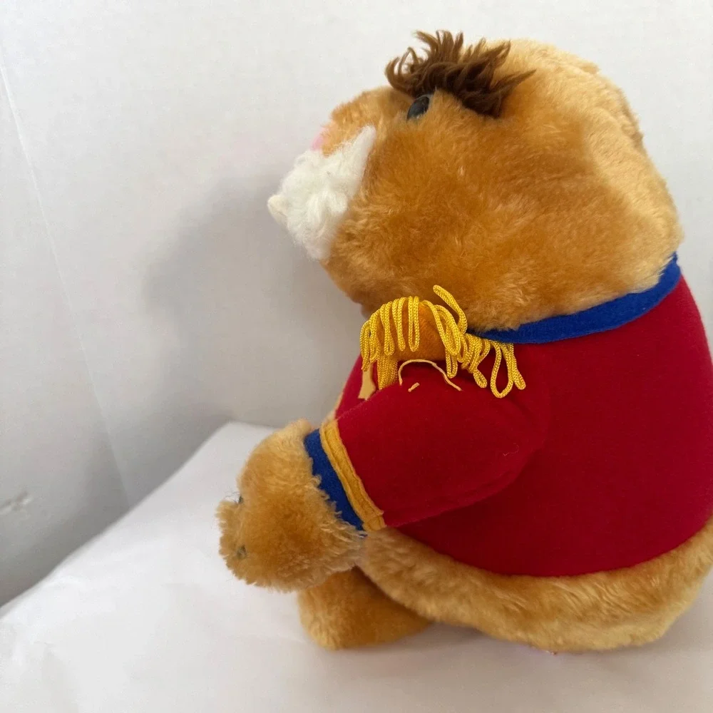 Vintage Sir Winston Walrus Plush Sea Captain Admiral Gold Epaulettes Sea World